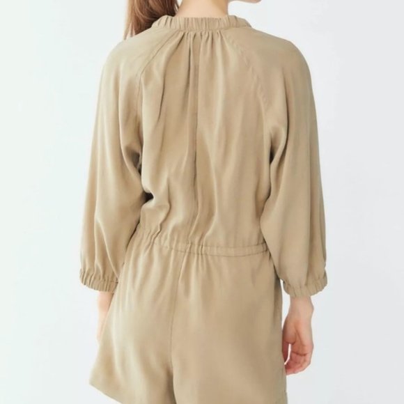 Urban Outfitters UO Dylan Safari Zip Front Romper Tan XS - Picture 3 of 9